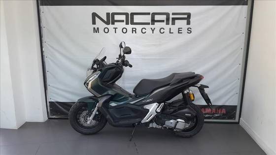 HONDA ADV 
